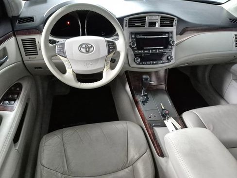 Used 2011 Toyota Avalon FWD image 10