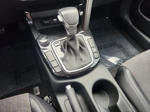 Used 2026 Kia Seltos S FWD image 24