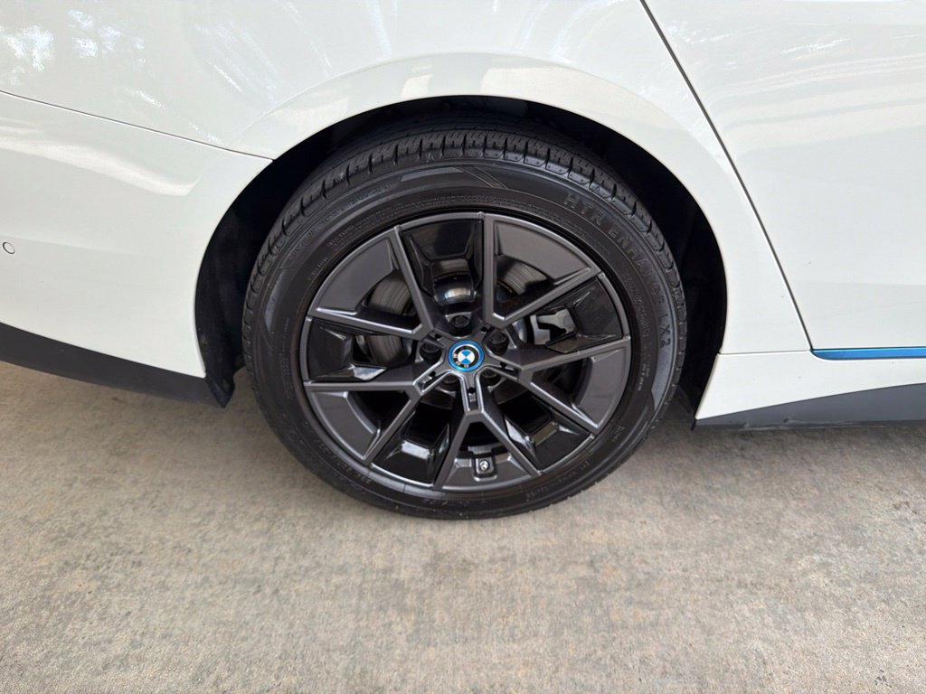Used 2024 BMW i4 eDrive40 RWD image 19