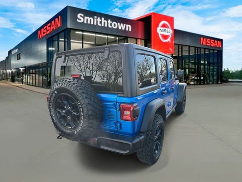Used 2022 Jeep Wrangler Unlimited Sport image 7