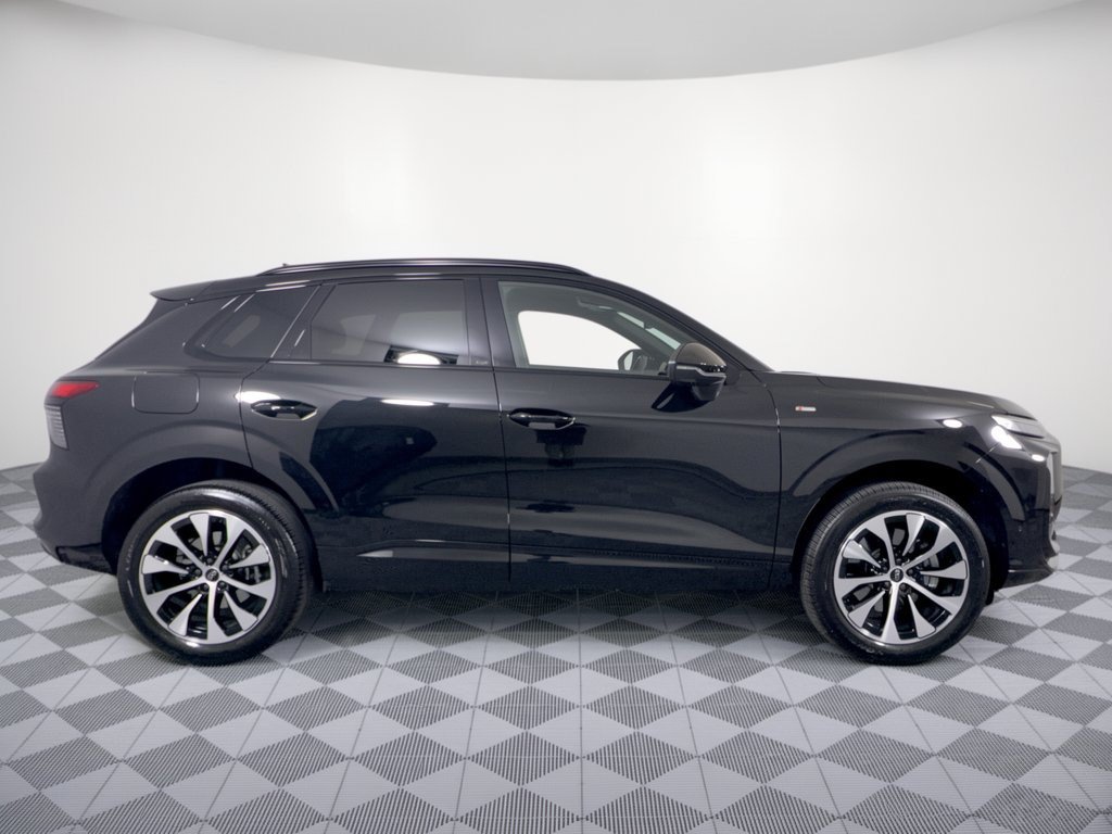 Certified 2026 Audi Q3 quattro 2.0T AWD/4WD image 8