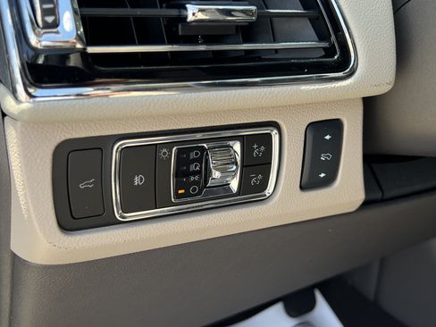 Certified 2023 Lincoln Navigator Reserve RWD image 21