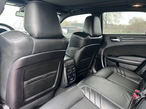 Used 2023 Chrysler 300 C RWD image 36