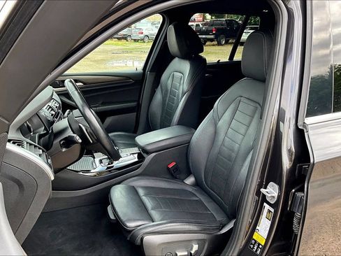 Used 2019 BMW X3 xDrive30i w/ Executive Package AWD/4WD image 9