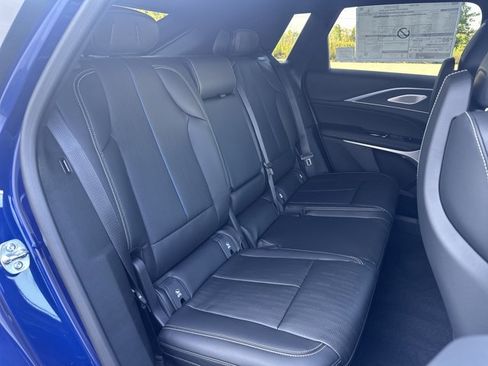 New 2026 Cadillac Lyriq V w/ LPO, Floor Liner Package image 30