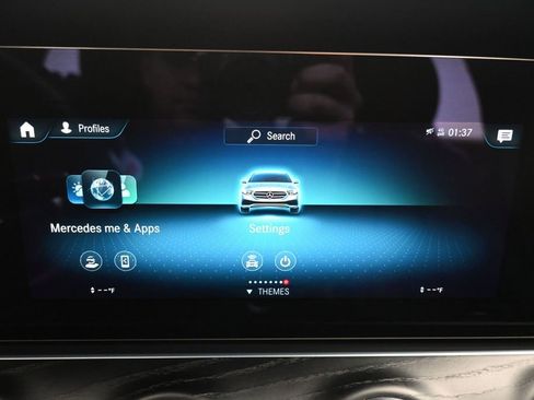 Used 2022 Mercedes-Benz E 450 4MATIC Sedan w/ Driver Assistance Package image 17