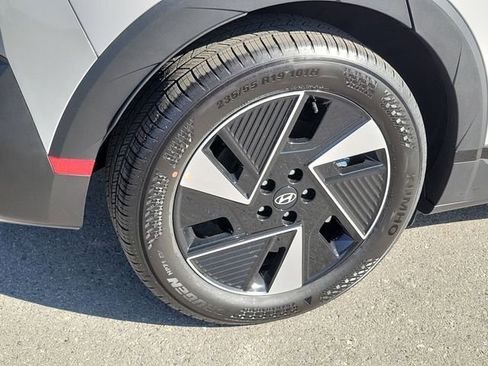 New 2026 Hyundai Ioniq 5 SE image 25