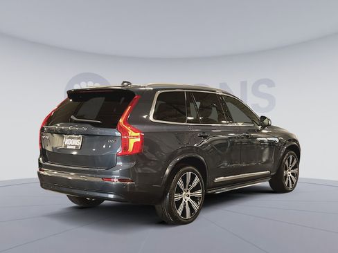 Used 2023 Volvo XC90 B6 Ultimate w/ Protection Package Premier image 7