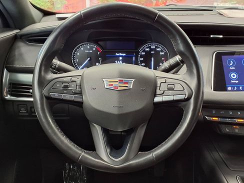 Certified 2023 Cadillac XT4 Premium Luxury FWD image 29