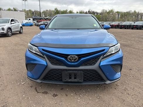 Used 2020 Toyota Camry SE image 8