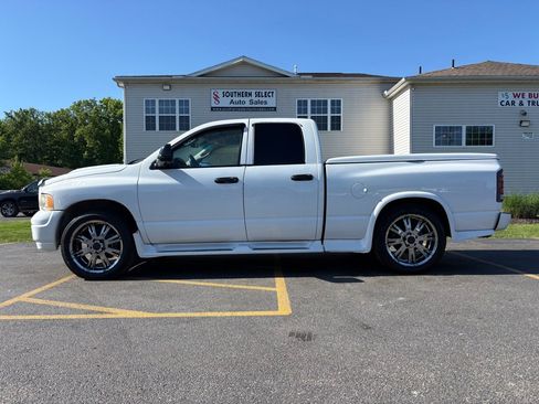 Used 2005 Dodge Ram 1500 Truck SLT RWD image 1