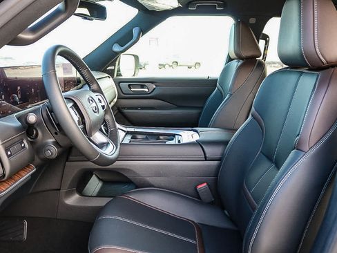 Used 2026 Nissan Armada SL RWD image 21