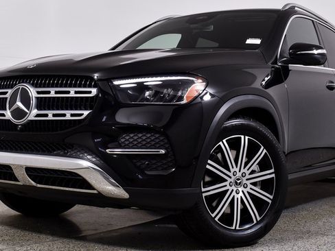 Certified 2025 Mercedes-Benz GLE 450e 4MATIC image 7