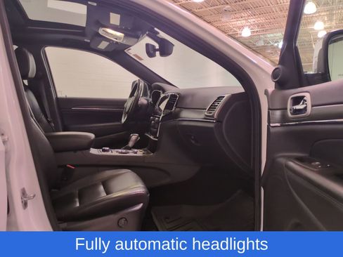 Used 2021 Jeep Grand Cherokee Limited AWD/4WD image 9