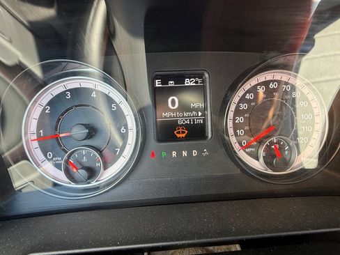 Used 2022 RAM 1500 Classic SLT AWD/4WD image 13