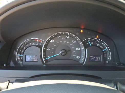 Used 2015 Toyota Camry LE FWD image 21