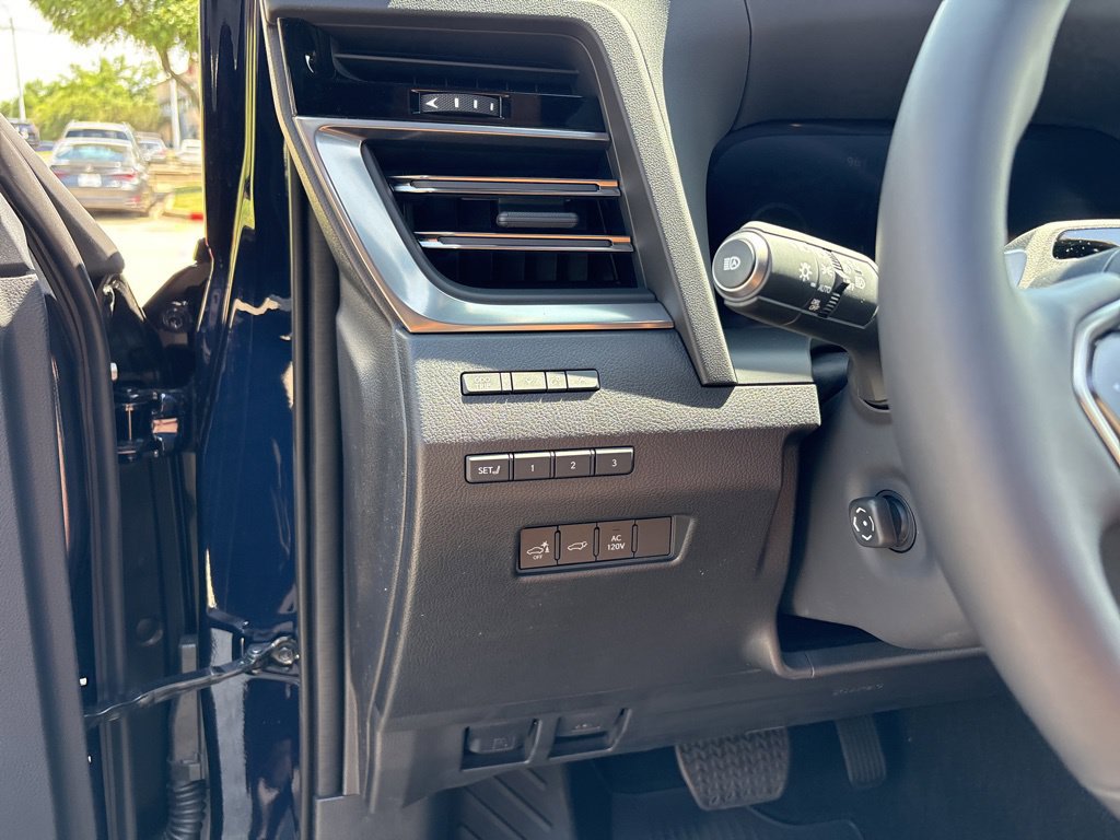 Certified 2026 Lexus GX 550 w/ Accessory Package (2T) AWD/4WD image 14