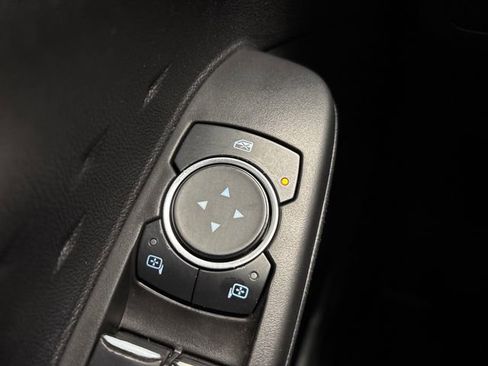 Used 2020 Ford Escape SE image 51