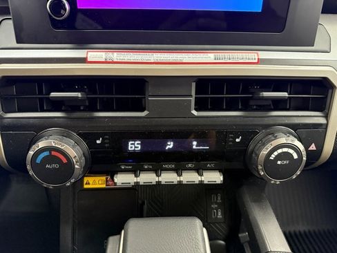 Used 2025 Toyota Tacoma SR5 w/ SR5 Upgrade Package image 19