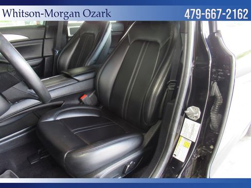 Used 2019 Lincoln MKZ Premiere image 19