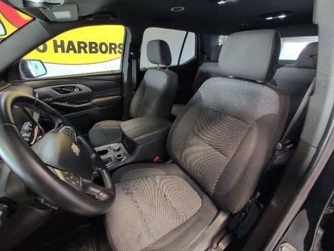 Used 2023 Chevrolet Traverse LT w/ LPO, Floor Liner Package AWD/4WD image 12