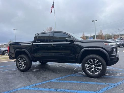 Used 2024 GMC Canyon Elevation w/ Elevation Premium Package image 5