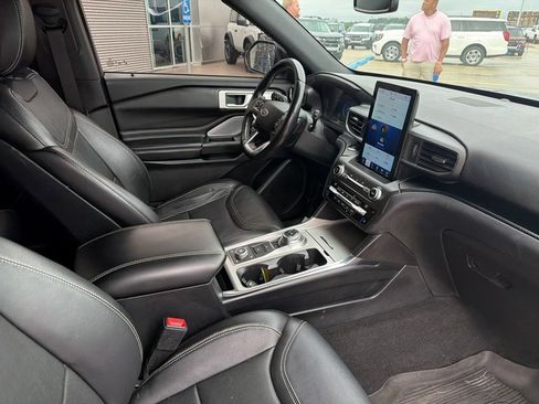 Used 2020 Ford Explorer ST w/ Premium Technology Package AWD/4WD image 27
