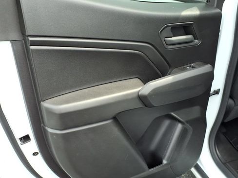 Used 2023 Chevrolet Colorado Trail Boss w/ Technology Package AWD/4WD image 7