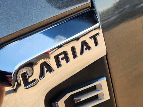 Used 2019 Ford F250 Lariat w/ Lariat Ultimate Package AWD/4WD image 9