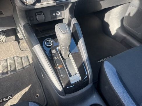 Used 2025 Nissan Versa SV image 13