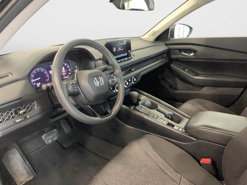 Certified 2023 Honda Accord EX image 31