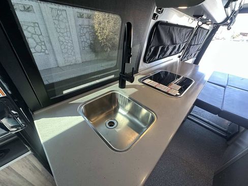 Used 2020 Mercedes-Benz Sprinter 3500 image 34