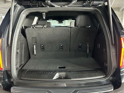 Used 2023 Chevrolet Tahoe LT image 32