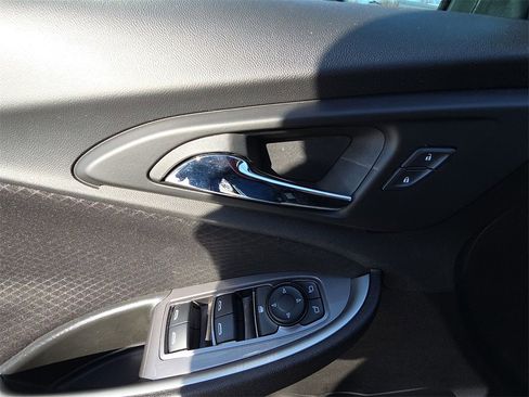 Used 2025 Chevrolet Malibu LT image 13