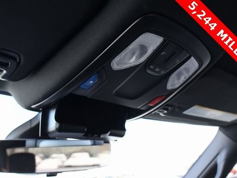 Used 2024 RAM 2500 Tradesman w/ Chrome Appearance Group image 32