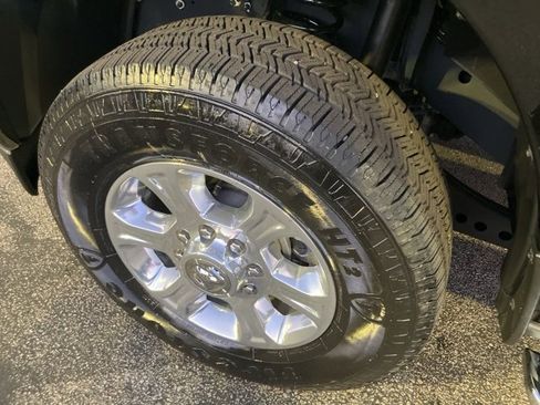 Used 2025 RAM 2500 Big Horn image 28