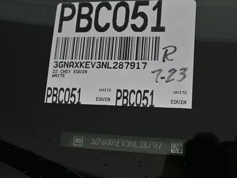Used 2022 Chevrolet Equinox LT FWD image 23