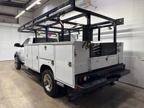 Used 2017 RAM 5500 Tradesman w/ Power & Remote Entry Group image 8