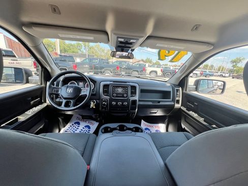 Used 2019 RAM 1500 ST w/ SXT Plus Group AWD/4WD image 29