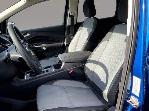 Used 2019 Ford Escape SE FWD image 21