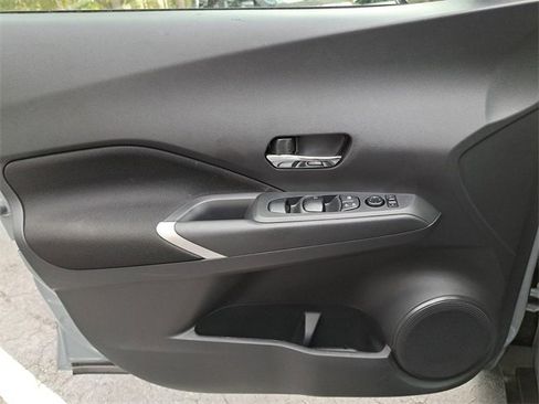 Used 2024 Nissan Kicks SV image 21