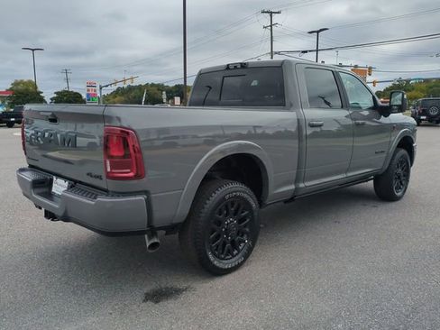 New 2026 RAM 2500 Limited AWD/4WD image 4