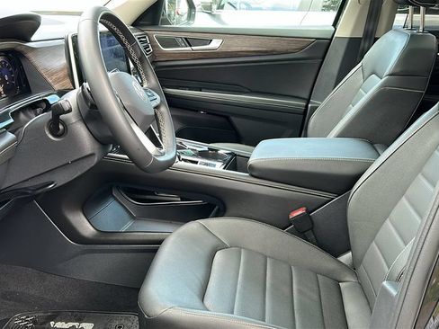 Used 2026 Volkswagen Atlas SEL AWD/4WD image 10