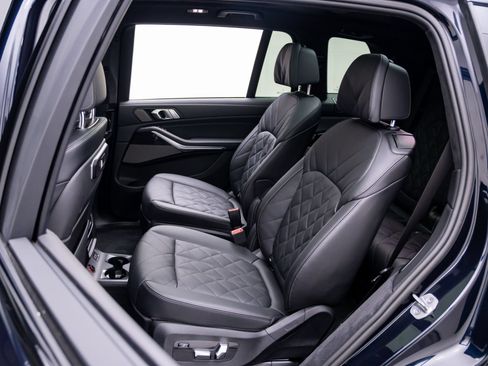 Certified 2026 BMW X7 xDrive40i AWD/4WD image 18