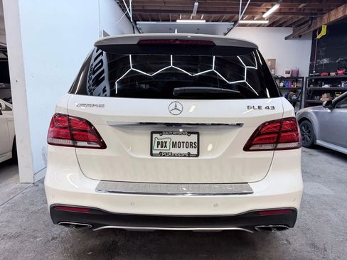Used 2018 Mercedes-Benz GLE 43 AMG GLE 43 Sport Utility 4D image 7