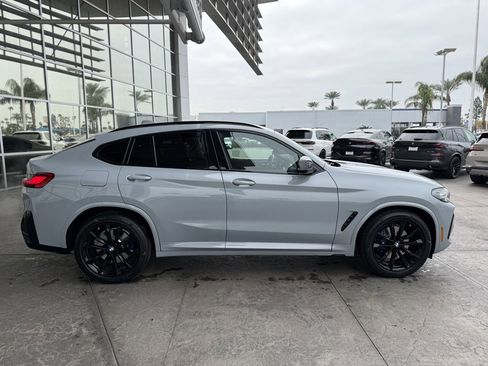 Used 2023 BMW X4 M40i w/ Premium Package image 3