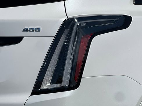 Used 2022 Cadillac XT5 Sportv w/ LPO, ONYX Package image 51