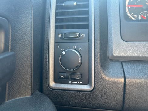 Used 2019 RAM 1500 Tradesman w/ Popular Equipment Group AWD/4WD image 15