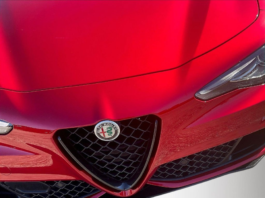 Used 2023 Alfa Romeo Giulia Quadrifoglio w/ Active Assist Plus Package RWD image 33