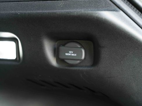 Used 2025 Honda HR-V Sport image 42